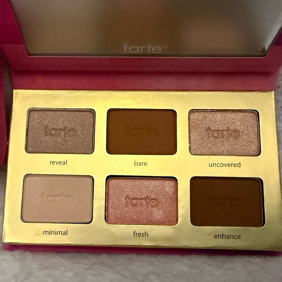 New Tarte Eyeshadow Palette - Picture 5 of 7